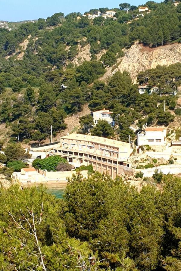 Les Terrasses Des Anthenors Bed & Breakfast Ensues-la-Redonne Exterior photo